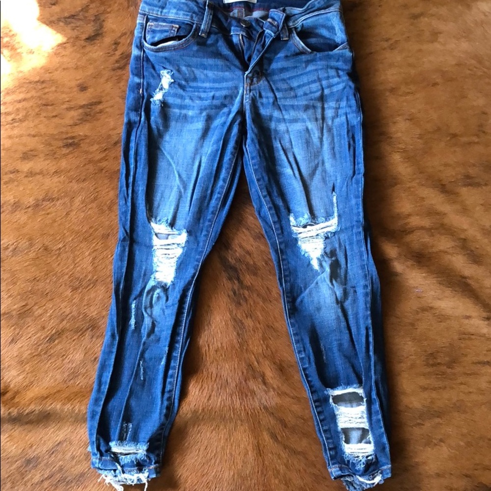 Refuge capris